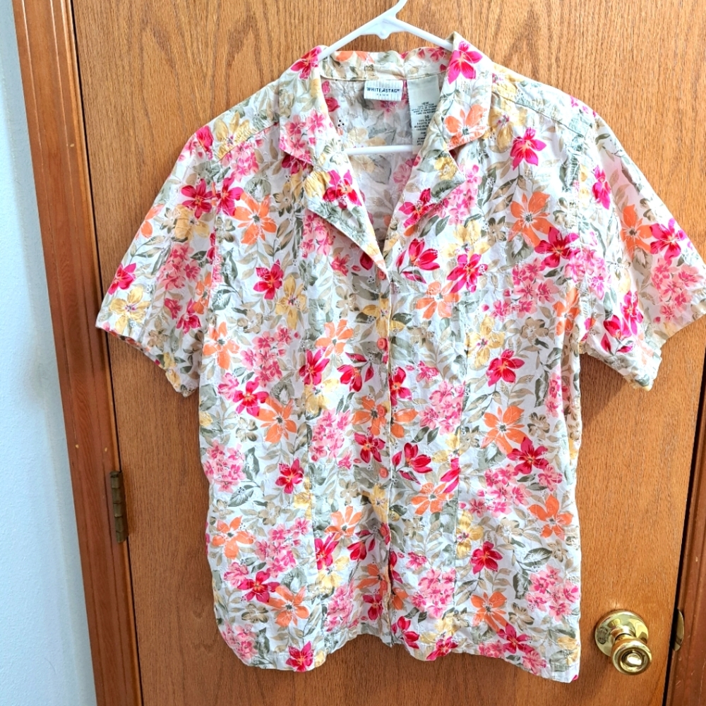 White Stag short sleeve blouse
